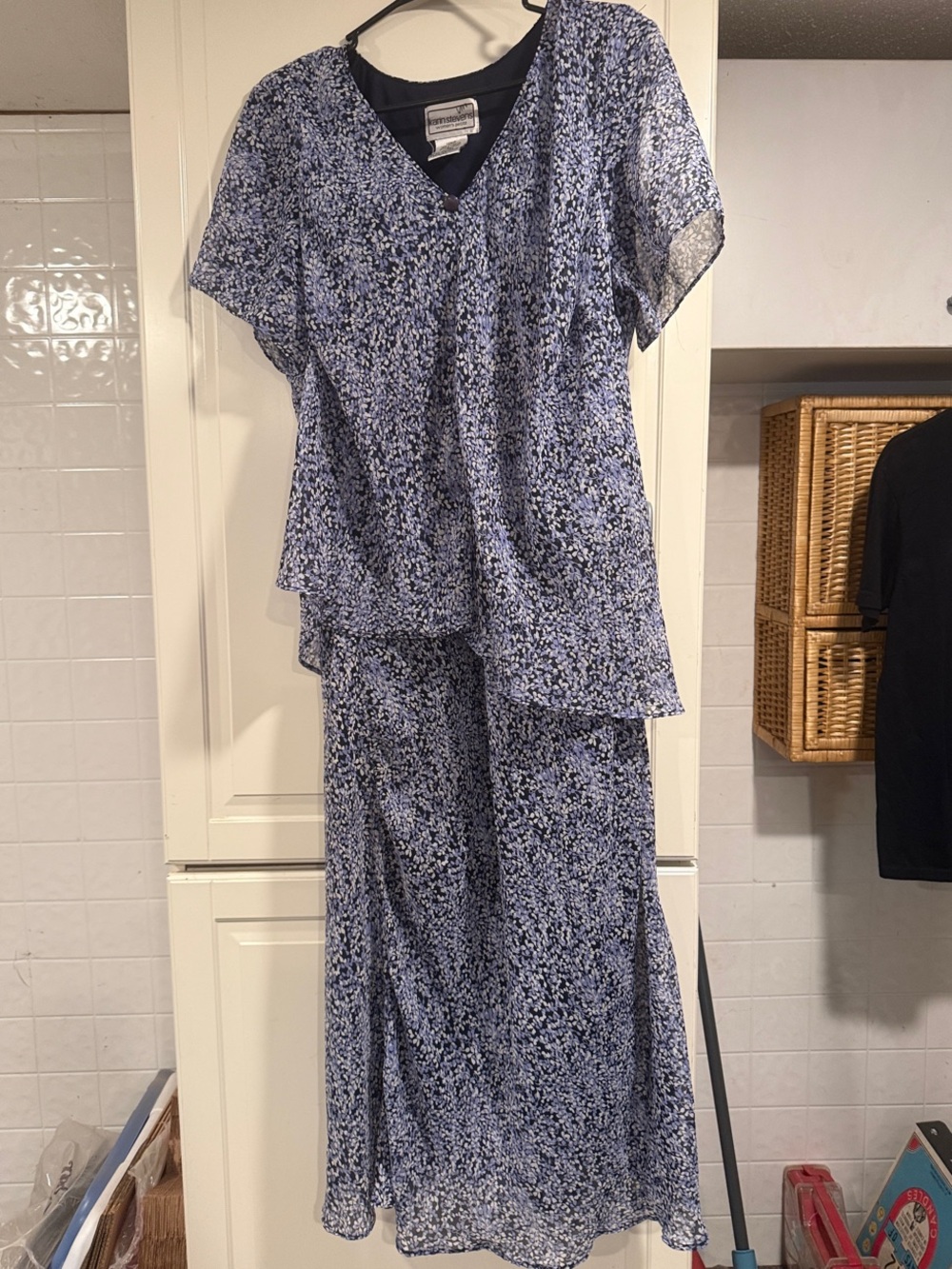 Karin Steven’s Women’s Blue Floral Dress size 14WP 7:28